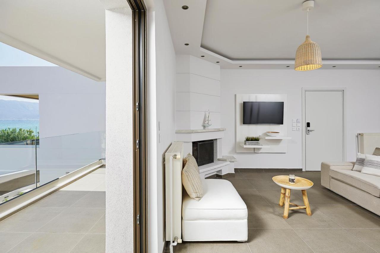 Mare Suites Lechaio المظهر الخارجي الصورة