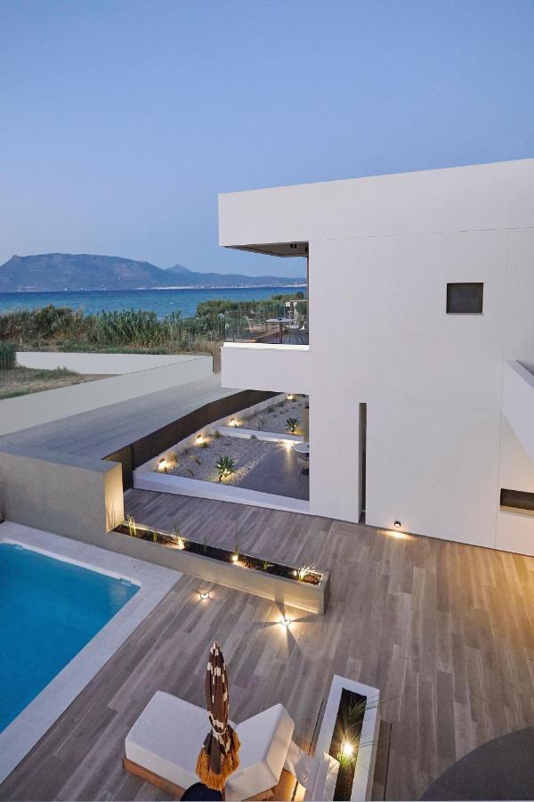Mare Suites Lechaio المظهر الخارجي الصورة
